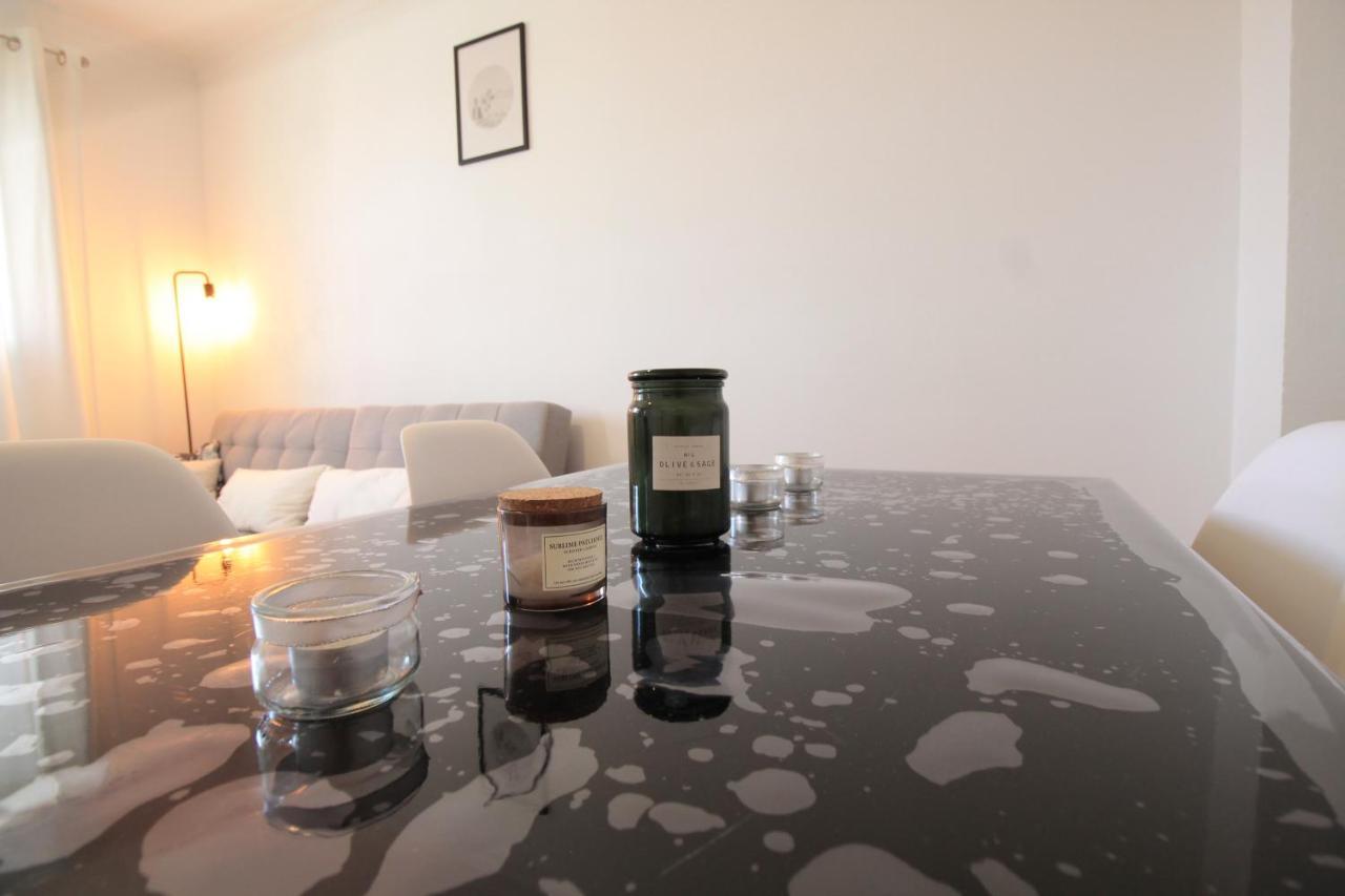 Lacolline-Ponthebert,Com - Appartement Entier Renove -Grand Parking Gratuit, Tout Equipe, Confortable, Netflix Et Amazon Prime Gratuits Et Illimites, Matelas Emma, Lave Linge, Vue Sur La Vallee, Rdc Eksteriør bilde